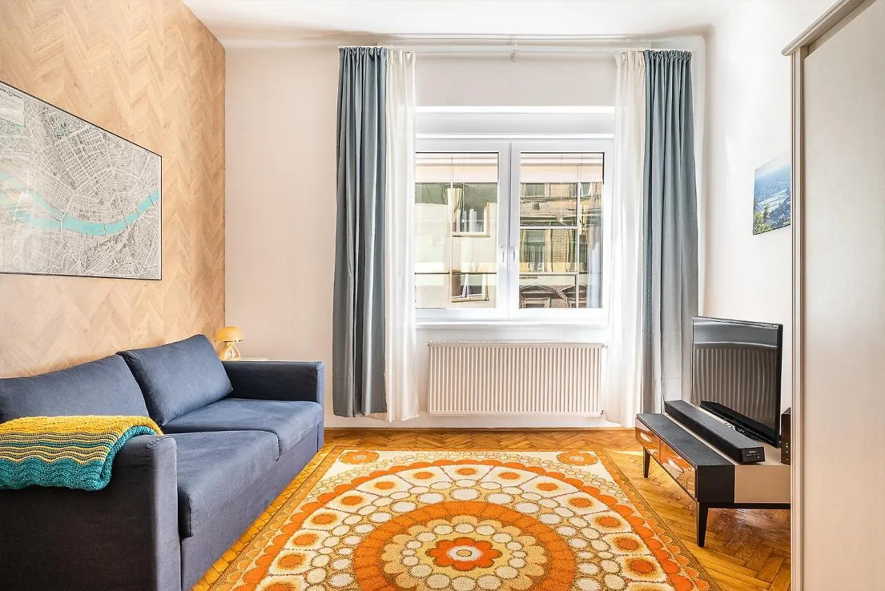Budapest Then & Now Apartment